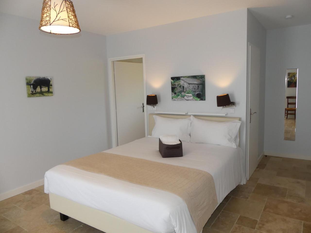 Maison D' Hotes L'Aria Mezzana Sainte-Lucie de Porto-Vecchio ภายนอก รูปภาพ